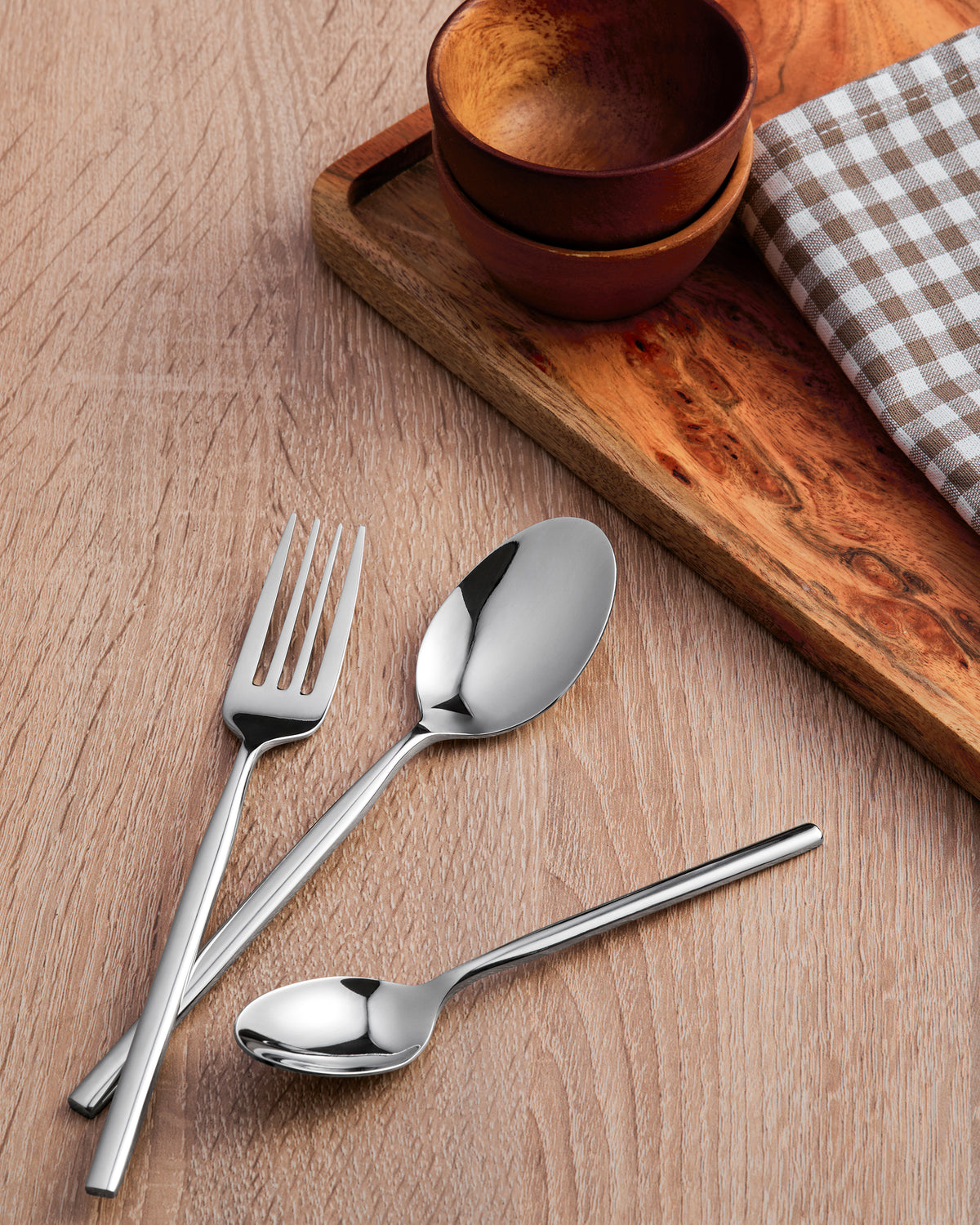 Ambre 18-Piece Silver Cutlery Set