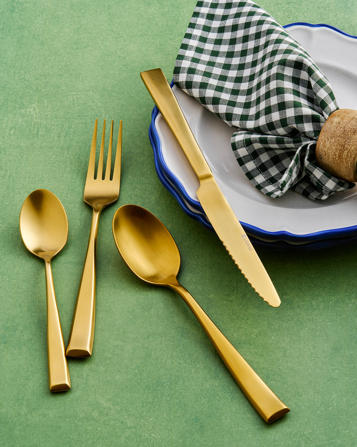 Simone 24-Piece Gold Cutlery Set