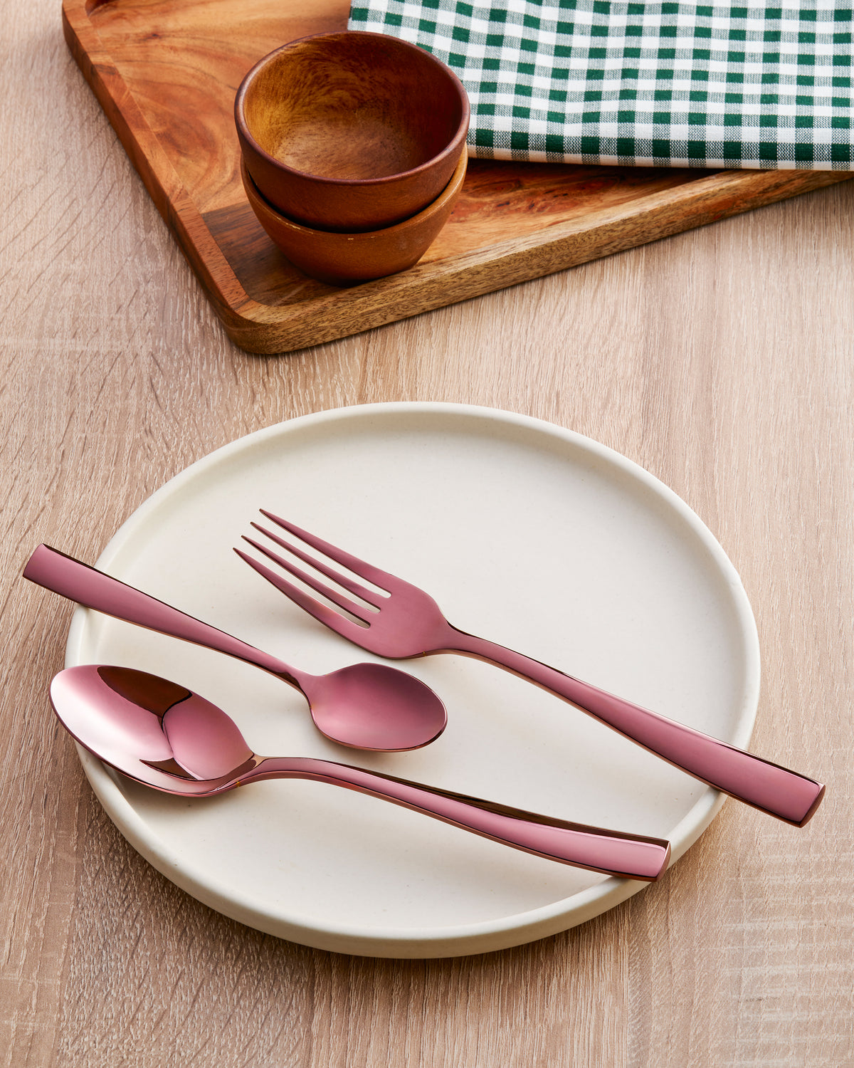 Simone 18-Piece Rose Gold Cutlery Set