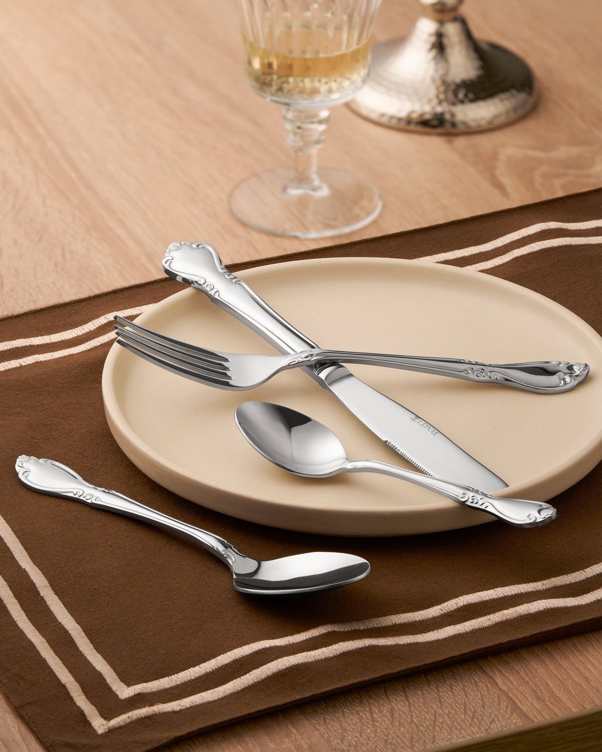 Hyannis 24-Piece Silver Cutlery Set