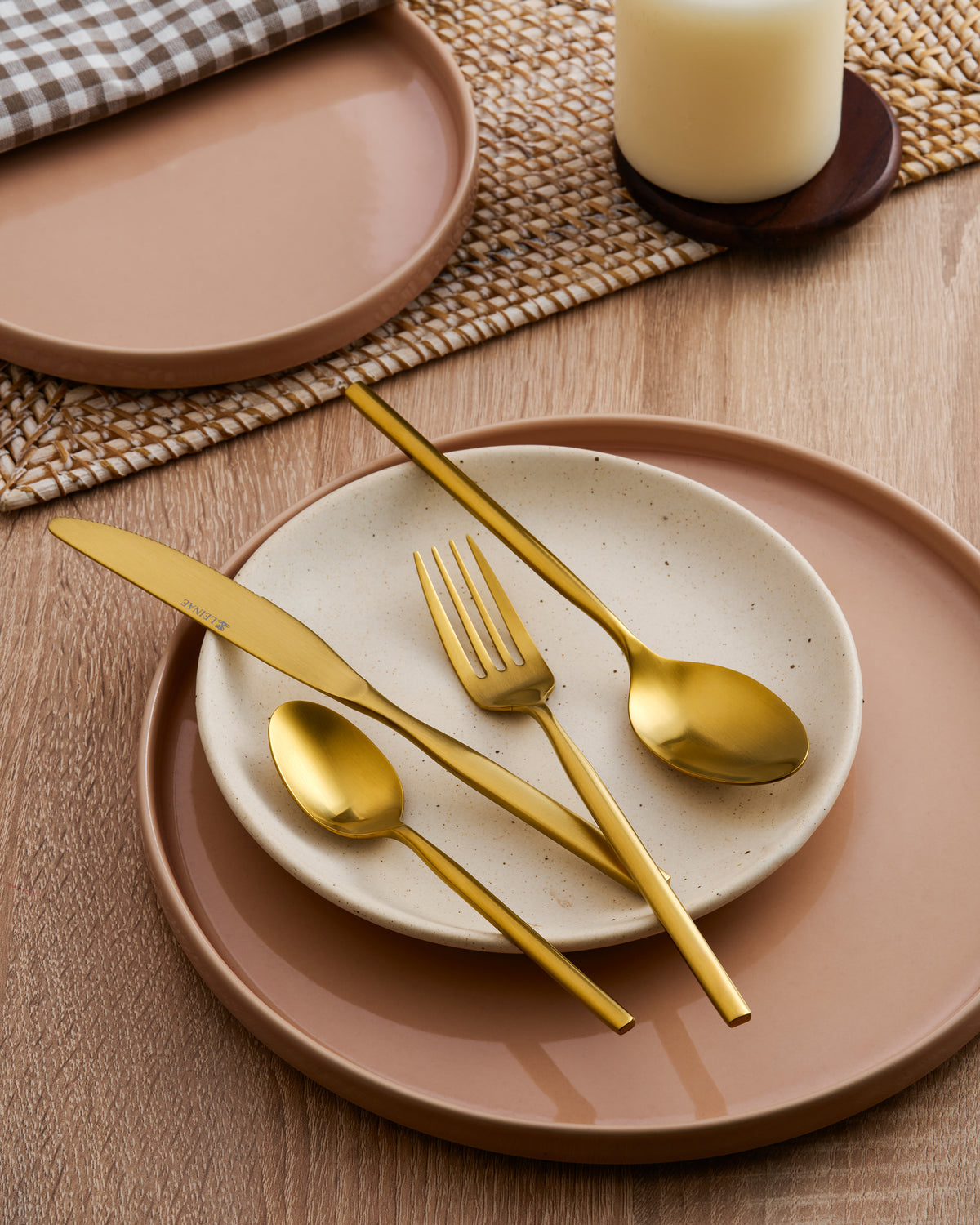 Ambre 24-Piece Gold Cutlery Set
