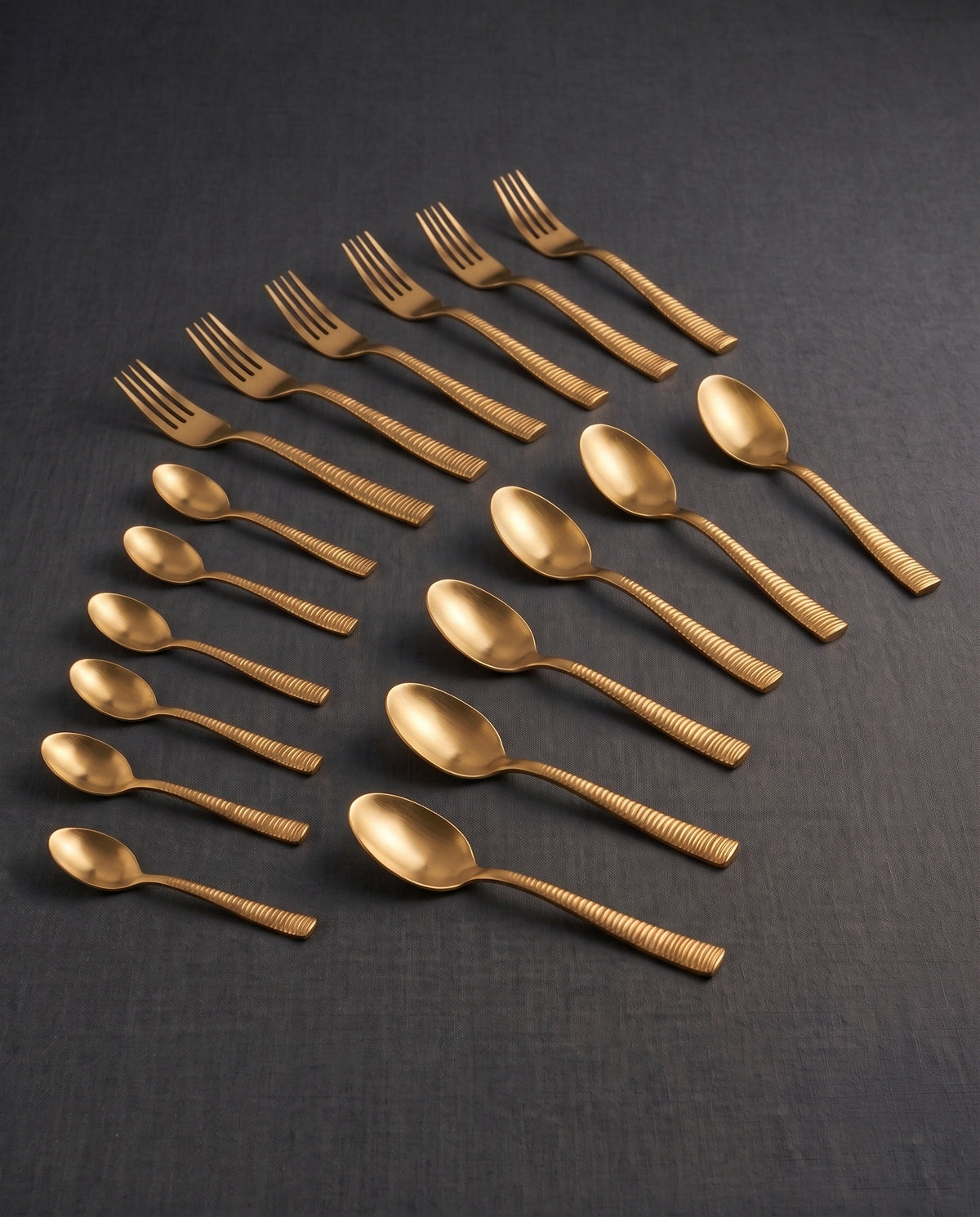 Margaux 18-Piece Gold Cutlery Set