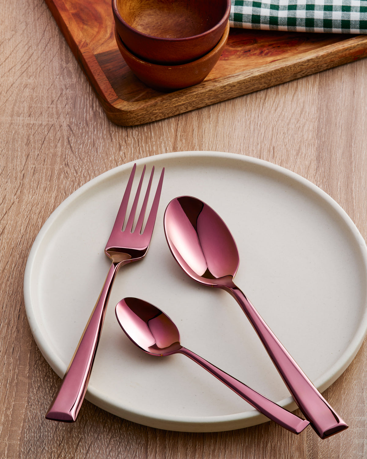 Simone 18-Piece Rose Gold Cutlery Set