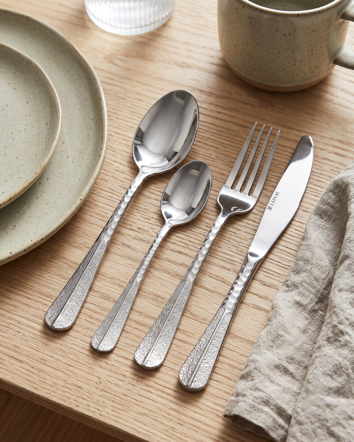 Ombre 24-Piece Silver Cutlery Set